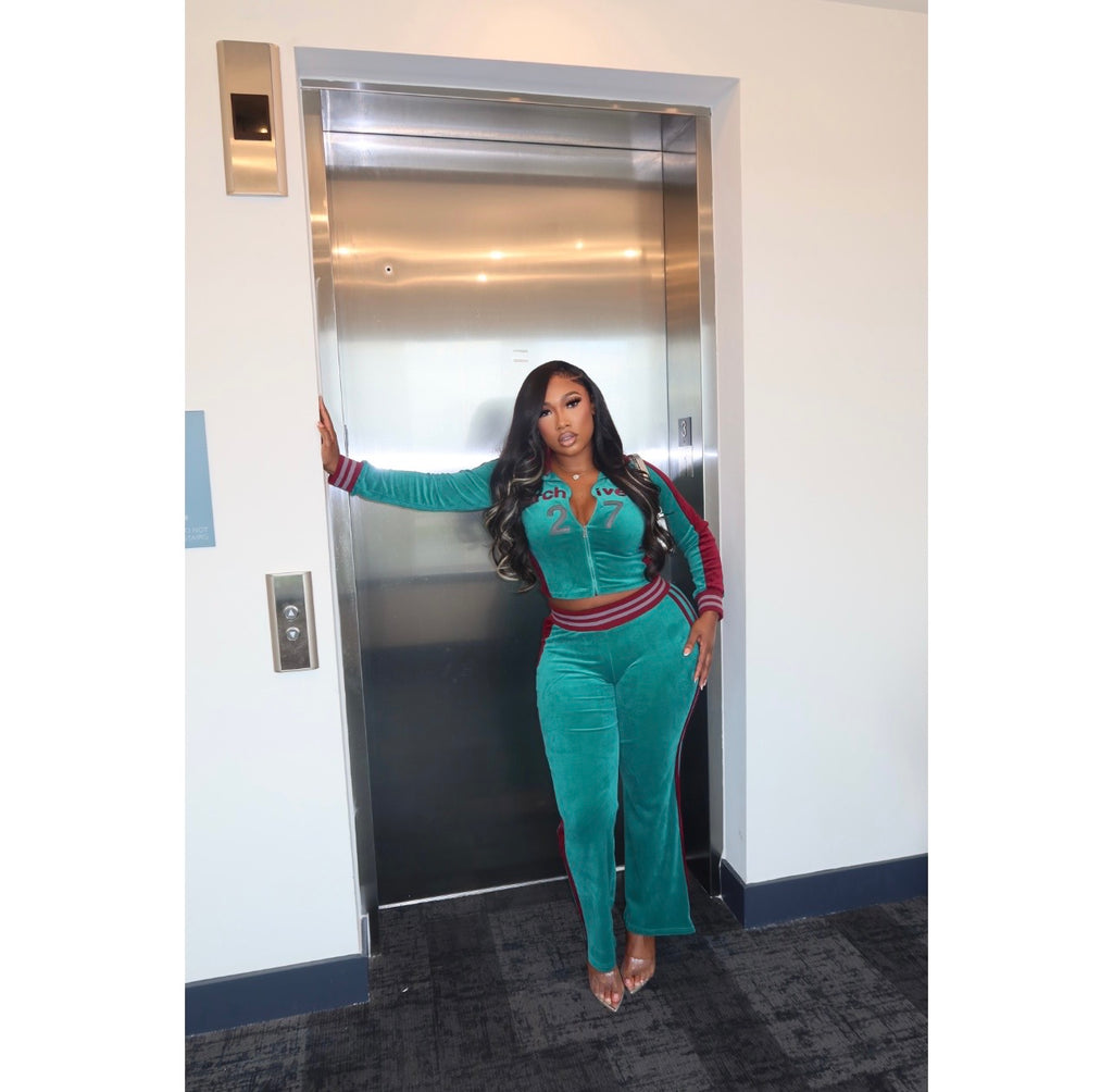 Y2K ARCHIVES VELOUR SET